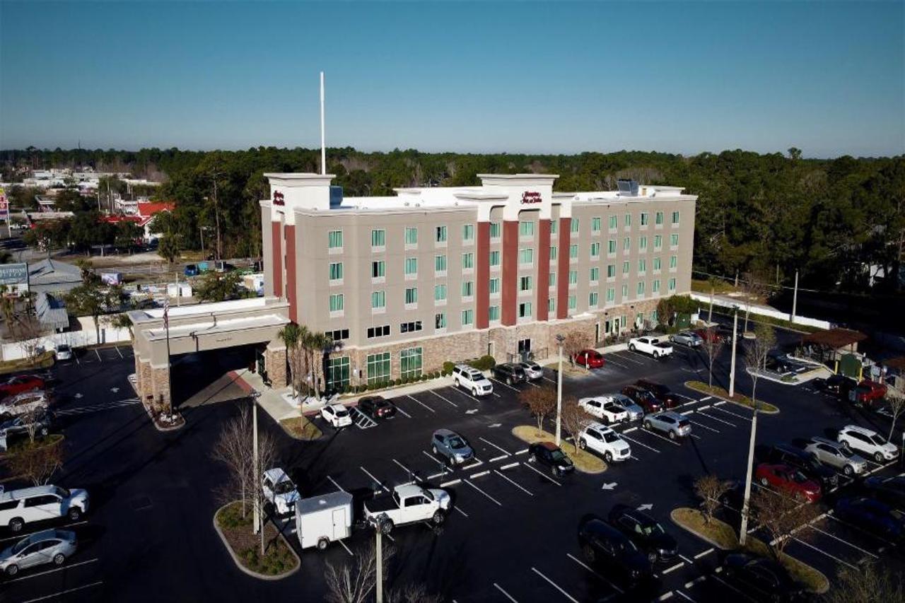 Hampton Inn & Suites Jacksonville Beach Boulevard/Mayo Clinic מראה חיצוני תמונה