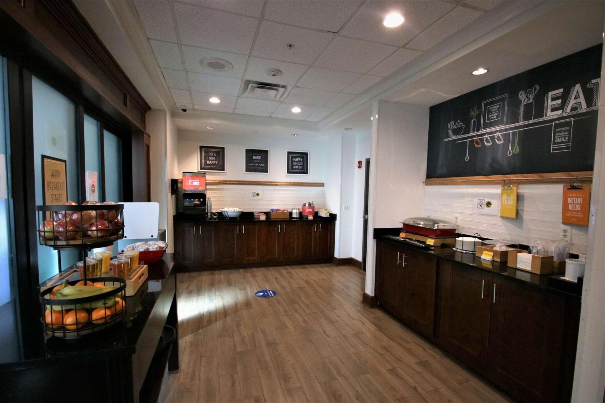 Hampton Inn & Suites Jacksonville Beach Boulevard/Mayo Clinic מראה חיצוני תמונה