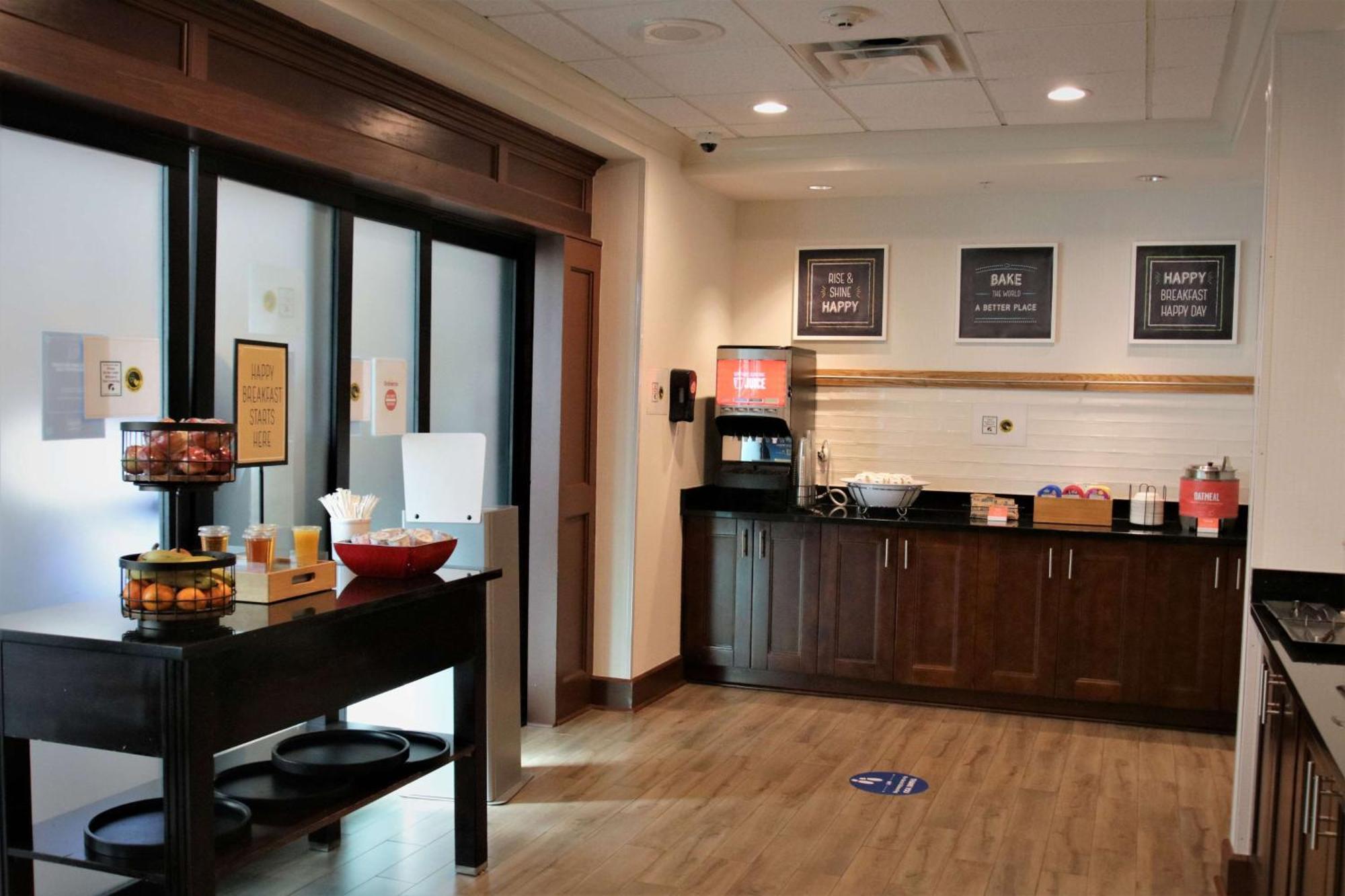 Hampton Inn & Suites Jacksonville Beach Boulevard/Mayo Clinic מראה חיצוני תמונה